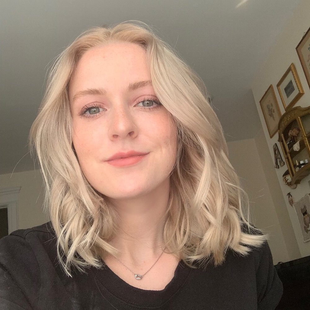 Meet your Posher, Lily